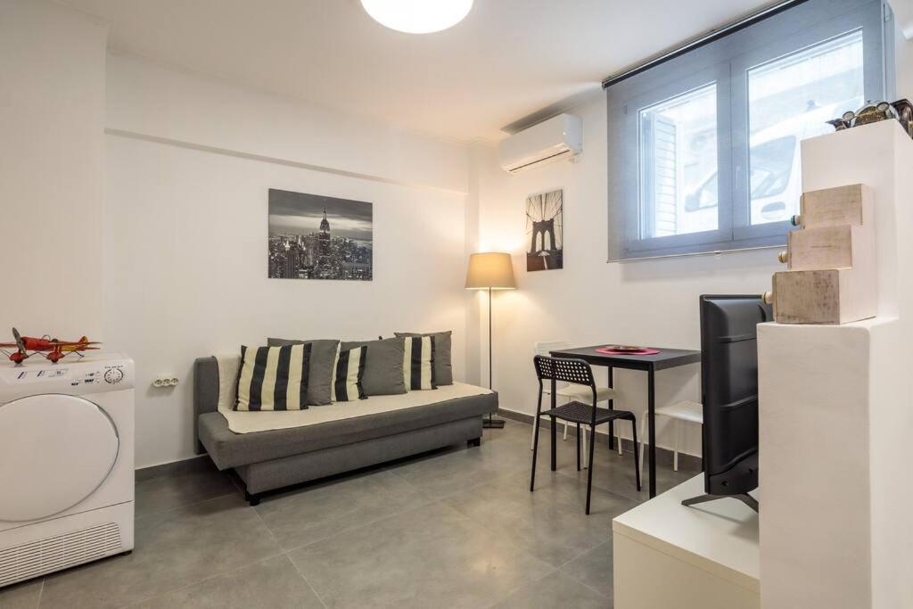 Hilton Area Brand New Comfortable Apartment Atény Exteriér fotografie