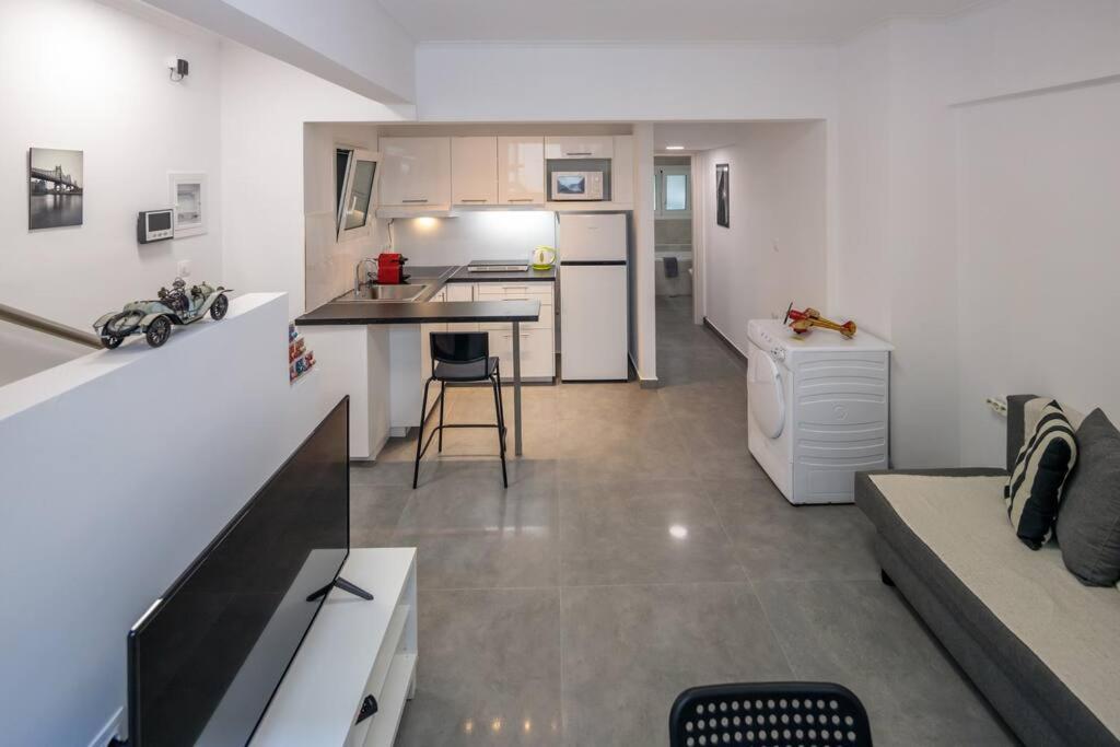 Hilton Area Brand New Comfortable Apartment Atény Exteriér fotografie